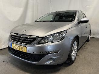 Avarii autoturisme Peugeot 308 308 (L3/L8/LB/LH/LP) Hatchback 5-drs 2.0 BlueHDi 150 16V (DW10FD(AHR))=
 [110kW]  (11-2013/12-2021) 2015/3