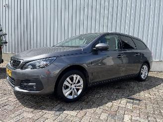 Peugeot 308 308 SW (L4/L9/LC/LJ/LR) Combi 5-drs 1.2 12V e-THP PureTech 110 (EB2ADT=
(HNP)) [81kW]  (03-2014/12-2021) picture 3