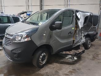Démontage voiture Opel Vivaro Vivaro Van 1.6 CDTI 90 (R9M-408(R9M-A4)) [66kW]  (06-2014/12-2019) 2015/12