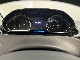 Peugeot 208 208 I (CA/CC/CK/CL) Hatchback 1.0 Vti 12V PureTech (EB0(ZMZ)) [50kW]  =
(03-2012/12-2019) picture 18
