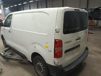 Peugeot Expert Expert (V1/VA/VB/VE/VF/VT/VY) Van 2.0 Blue HDi 150 16V (DW10FCD(AHX)) =
[110kW]  (04-2016/12-2022) picture 4