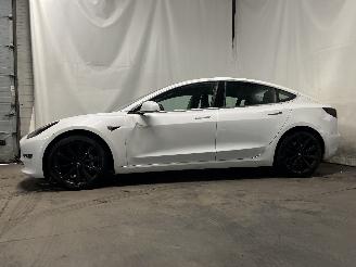 Tesla Model 3 Model 3 Sedan Long Range AWD 75 kWh (3D5) [258kW]  (06-2018/...) picture 4