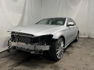 damaged passenger cars Mercedes E-klasse E (W213) Sedan E-200 2.0 Turbo 16V (M274.920) [135kW]  (01-2016/05-201=
9) 2017/1