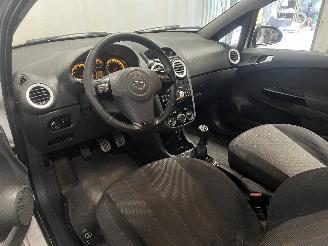 Opel Corsa Corsa D Hatchback 1.4 16V Twinport (A14XER(Euro 5)) [74kW]  (12-2009/0=
8-2014) picture 12