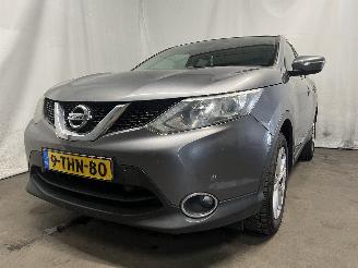 damaged passenger cars Nissan Qashqai Qashqai (J11) SUV 1.2 DIG-T 16V (HRA2DDT) [85kW]  (11-2013/08-2018) 2014/2