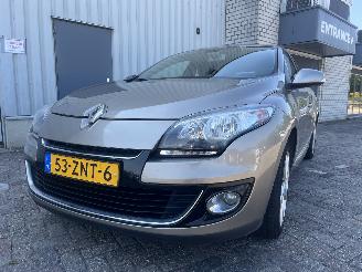 škoda osobní automobily Renault Mégane Megane III Berline (BZ) Hatchback 5-drs 1.2 16V TCE 115 (H5F-408(H5F-F=
4)) [85kW]  (03-2012/02-2016) 2013/1