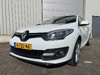 Vaurioauto  passenger cars Renault Mégane Megane III Grandtour (KZ) Combi 5-drs 1.2 16V TCE 115 (H5F-400(H5F-A4)=
) [85kW]  (03-2012/02-2016) 2014/2