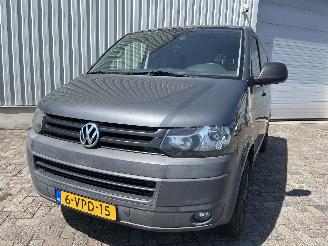 Vaurioauto  passenger cars Volkswagen Transporter Transporter T5 Van 2.0 TDI DRF (CAAB(Euro 5)) [75kW]  (09-2009/08-2015=
) 2011/6