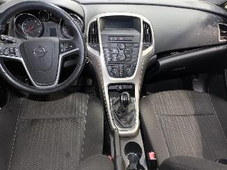 Opel Astra Astra J (PC6/PD6/PE6/PF6) Hatchback 5-drs 1.4 Turbo 16V (A14NEL(Euro 5=
)) [88kW]  (10-2010/10-2015) picture 5