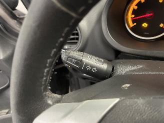 Opel Corsa Corsa D Hatchback 1.2 16V LPG (A12XER(Euro 5)) [63kW]  (06-2011/08-201=
4) picture 19