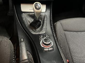 BMW 3-serie 3 serie (E90) Sedan 316i 16V (N43-B16A) [90kW]  (09-2007/10-2011) picture 19