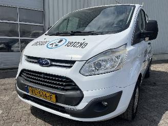 Vaurioauto  passenger cars Ford Transit Transit Custom Van 2.2 TDCi 16V (DRF4) [74kW]  (04-2012/06-2016) 2014/12