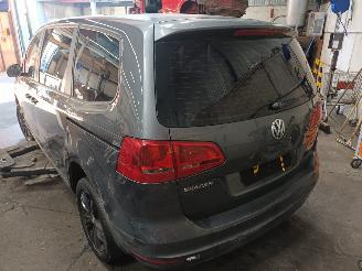 Volkswagen Sharan Sharan (7N) MPV 2.0 TDI 16V (CFFB) [103kW]  (05-2010/06-2015) picture 4