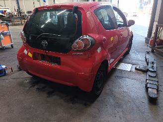 Toyota Aygo Aygo (B10) Hatchback 1.0 12V VVT-i (1KR-FE) [50kW]  (07-2005/05-2014) picture 3