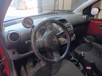 Toyota Aygo Aygo (B10) Hatchback 1.0 12V VVT-i (1KR-FE) [50kW]  (07-2005/05-2014) picture 5