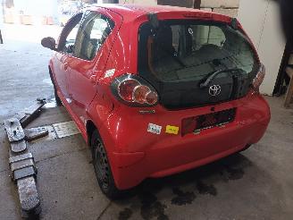 Toyota Aygo Aygo (B10) Hatchback 1.0 12V VVT-i (1KR-FE) [50kW]  (07-2005/05-2014) picture 4