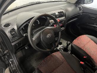Kia Picanto Picanto (BA) Hatchback 1.0 12V (G4HE) [46kW]  (09-2007/04-2011) picture 13