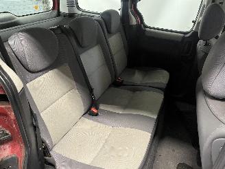 Peugeot Partner Partner Combispace MPV 1.6 16V (TU5JP4(NFU)) [80kW]  (07-2001/03-2008)= picture 15