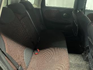 Nissan Note Note (E11) MPV 1.4 16V (CR14DE) [65kW]  (01-2006/08-2013) picture 14
