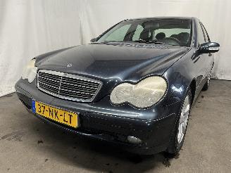 Damaged car Mercedes C-klasse C (W203) Sedan 1.8 C-180K 16V (M271.946) [105kW]  (05-2002/02-2007) 2003/11