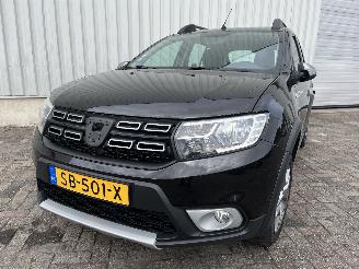 Damaged car Dacia Sandero Sandero II Hatchback 0.9 TCE 12V LPG (H4B-410) [66kW]  (09-2015/...) 2018/3