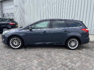 Ford Focus Focus 3 Wagon Combi 1.6 TDCi ECOnetic (NGDB) [77kW]  (05-2012/05-2018)= picture 4