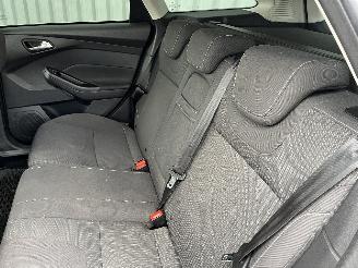 Ford Focus Focus 3 Wagon Combi 1.6 TDCi ECOnetic (NGDB) [77kW]  (05-2012/05-2018)= picture 12