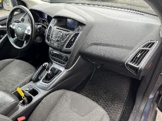 Ford Focus Focus 3 Wagon Combi 1.6 TDCi ECOnetic (NGDB) [77kW]  (05-2012/05-2018)= picture 11
