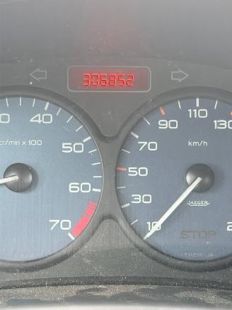 Citroën Berlingo Berlingo Cinqspace, Multispace MPV 1.6 16V (TU5JP4(NFU)) [80kW]  (10-2=
000/12-2011) picture 2
