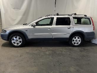 Volvo Xc-70 XC70 (SZ) SUV XC70 2.4 T 20V (B5244T3) [147kW]  (03-2000/09-2002) picture 3