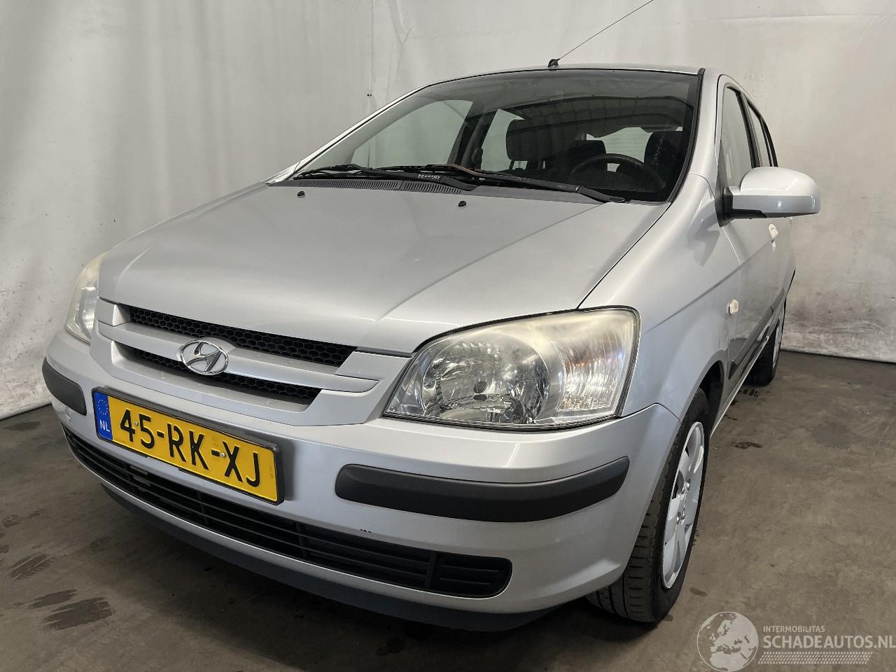 Hyundai Getz Getz Hatchback 1.3i 12V (G4EA) [63kW]  (09-2003/09-2005)