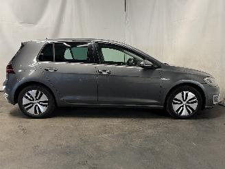 Volkswagen Golf Golf VII (AUA) Hatchback e-Golf (EAZA) [100kW]  (12-2016/01-2021) picture 7