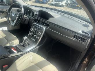 Volvo V-70 V70 (BW) Combi 2.0 D4 16V (D4204T5(Euro 6)) [133kW]  (10-2013/04-2016)= picture 7