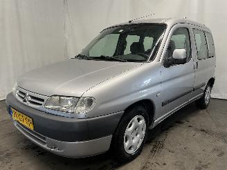 Citroën Berlingo Berlingo Cinqspace, Multispace MPV 1.6 16V (TU5JP4(NFU)) [80kW]  (10-2=
000/12-2011) picture 3