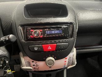 Citroën C1 C1 Hatchback 1.0 12V (384F(CFA)) [50kW]  (06-2005/09-2014) picture 22