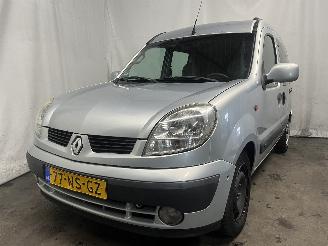 Vaurioauto  passenger cars Renault Kangoo Kangoo (KC) MPV 1.6 16V (K4M-752) [70kW]  (06-2001/01-2008) 2004/1