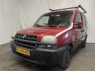 krockskadad bil auto Fiat Doblo Doblo (223A/119) MPV 1.2 (223.A.5000) [48kW]  (03-2001/09-2005) 2001/8
