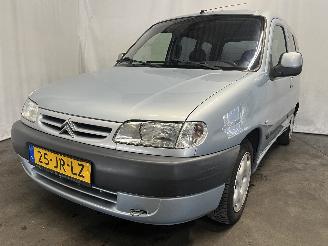 Schadeauto Citroën Berlingo Berlingo Cinqspace, Multispace MPV 1.6 16V (TU5JP4(NFU)) [80kW]  (10-2=
000/12-2011) 2002/7