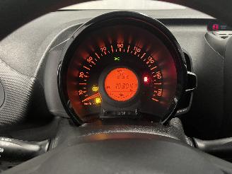 Peugeot 108 108 Hatchback 1.0 12V (1KRFE(CFB)) [51kW]  (05-2014/...) picture 22