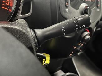 Peugeot 108 108 Hatchback 1.0 12V (1KRFE(CFB)) [51kW]  (05-2014/...) picture 23