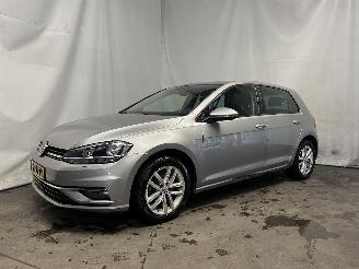 Volkswagen Golf Golf VII (AUA) Hatchback 1.6 TDI BMT 16V (DDYA) [85kW]  (11-2016/03-20=
20) picture 3