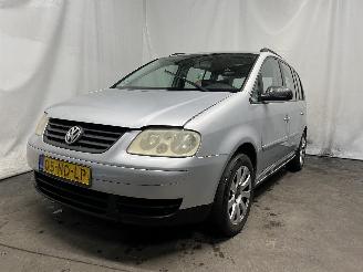 Schadeauto Volkswagen Touran Touran (1T1/T2) MPV 1.9 TDI 100 (AVQ) [74kW]  (02-2003/05-2004) 2003/7