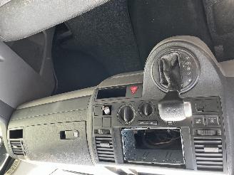 Volkswagen Transporter Transporter T5 Van 2.5 TDi (BNZ) [96kW]  (04-2003/11-2009) picture 16
