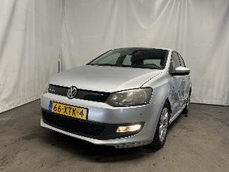 Vaurioauto  passenger cars Volkswagen Polo Polo V (6R) Hatchback 1.2 TDI 12V BlueMotion (CFWA(Euro 5)) [55kW]  (1=
0-2009/05-2014) 2012/9