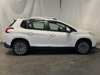 Peugeot 2008 2008 (CU) MPV 1.2 Vti 12V PureTech 82 (EB2F(HMZ)) [60kW]  (03-2013/12-=
2018) picture 6