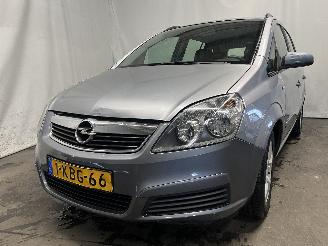 Vaurioauto  passenger cars Opel Zafira Zafira (M75) MPV 1.6 16V (Z16XEP(Euro 4)) [77kW]  (07-2005/09-2012) 2006/7