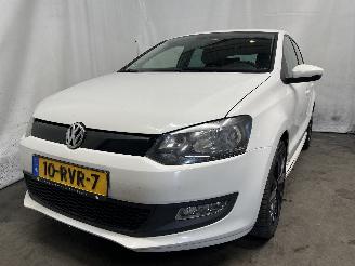 damaged passenger cars Volkswagen Polo Polo V (6R) Hatchback 1.2 TDI 12V BlueMotion (CFWA(Euro 5)) [55kW]  (1=
0-2009/05-2014) 2011/8