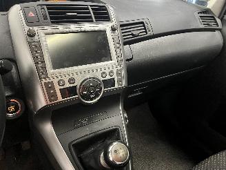 Toyota Verso Verso MPV 1.8 16V VVT-i (2ZRFAE) [108kW]  (04-2009/08-2018) picture 21