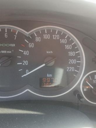 Opel Combo Combo (Corsa C) Van 1.6 16V CNG (Z16YNG(Euro 4)) [69kW]  (06-2006/02-2=
012) picture 2