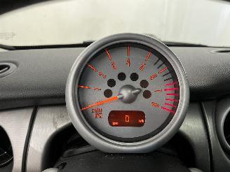 Mini Mini Mini (R50/53) Hatchback 1.6 16V Cooper S (W11-B16A) [120kW]  (03-2002/=
09-2006) picture 20